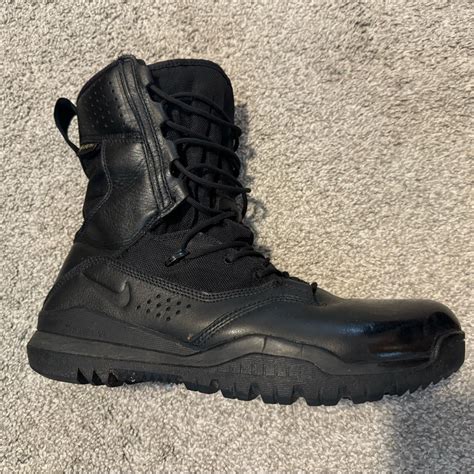 nike law enforcement boots